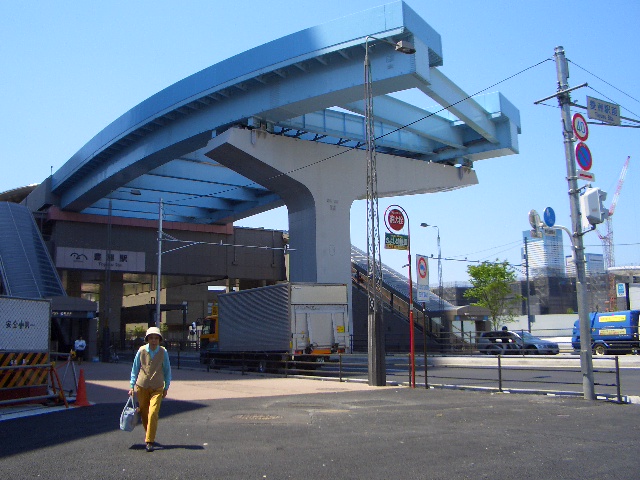 豊洲駅